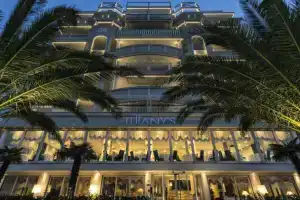 Hotel «Tiffany's», Риччионе
