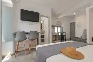 Гостевой дом «Venetian Suites», Наксос