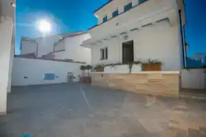 Villa Olivia, Котор
