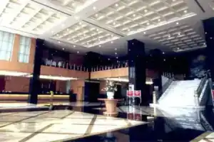 Diamond Plaza Hotel, Сурат-Тхани