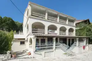 Dimitrios Apartments, Кассиопи