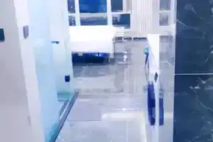 Yijian Apartment (Harbin West Railway Station Shop), Харбин