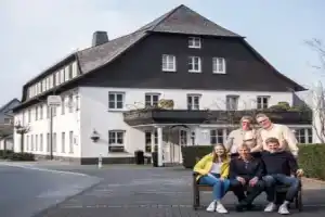 Отель «Landgasthof Kleiner», Зундерн