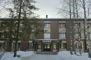 Гостиница «Север», Мирный