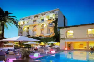 Отель «Hôtel Juana», Жуан-ле-Пен