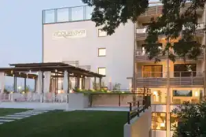 Hotel «Acquaviva Del Garda», Десензано-дель-Гарда
