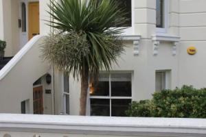 Central Brighton 2 Bedroom Apartment, Брайтон