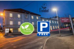 Eco Hotel Center, Постройна