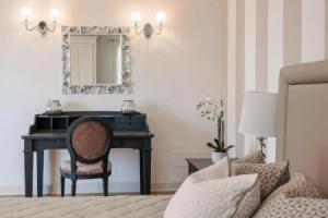 APT24 - Luxury Lakefront Onassis, Сирмионе