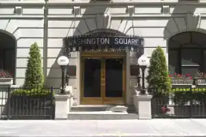 Washington Square Hotel, Нью-Йорк