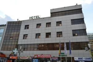 Hotel «Sir Lujerului», Бухарест
