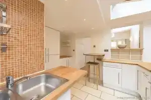 2 Bedroom House In Dublin 4, Дублин