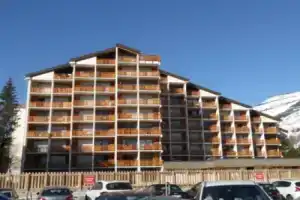 Appartement Les Deux Alpes, 3 pièces, 8 personnes - FR-1-348-172, Ле Дез Альп