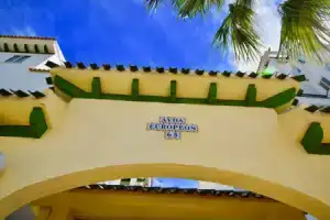 039 All Year Sun & Pool / AC - Wifi, Торревьеха