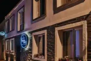 Мини-отель «çesme marin butik otel», Измир