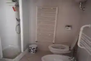 Appartamento centro storico, Сканно