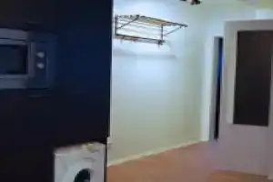 Jordan Suite, Дюссельдорф