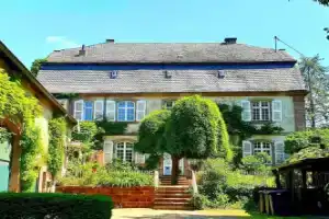 Schloss Hilbringen, Мерциг