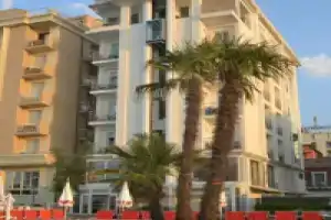 Hotel «Nord Est», Габичче-Маре