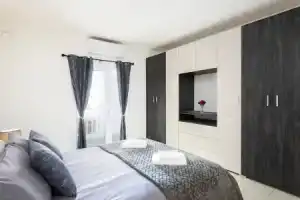 Sunlit Modern Home Country Views Xemxija, Сент-Полс-Бэй