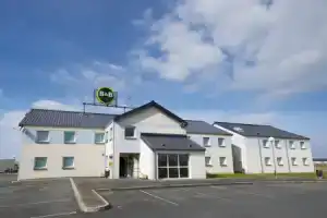 b&b hôTel Bourges (2), Бурж