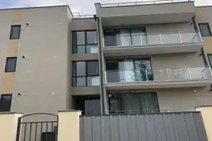 Апарт-отель «White-House», Уреки