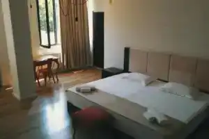 Belgrade Rustaveli Hotel, Кобулети
