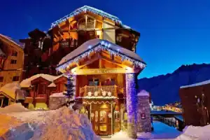 Отель «Les Campanules Hôtels-Chalets de Tradition», Тинь