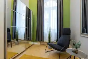 Budapest Holidays Courtyard, Будапешт
