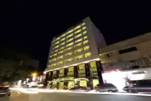 Paragon Saigon Hotel, Хошимин
