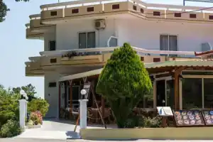 Afroditi Apartments, Коскину