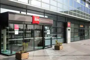 Hotel «ibis Rennes Centre Gare Sud», Ренн