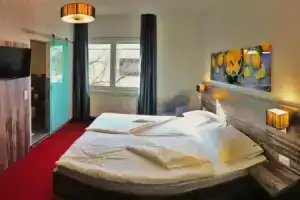 stadthotel miya, Бад-Мергентхайм