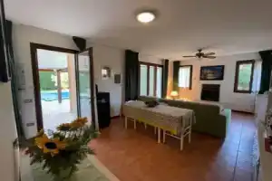 Charming Villa With Pool in Albarella, Альбарелла