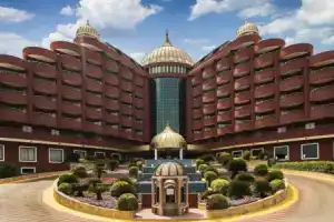 Delphin Palace Hotel, Лара