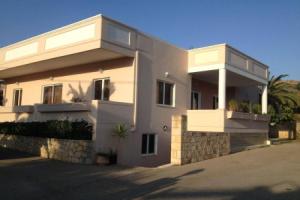 Kyriaki Hotel, Като-Даратсо