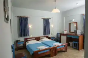 Moonlight Hotel, Сталида