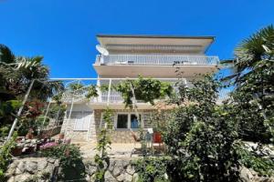 Apartman Mona 2, Цриквеница