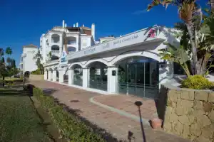 Miraflores Beach & Country Club, Ла Кала де Михас