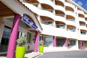 Отель «Hôtel Valdys Thalasso & Spa - les Pins», Сен-Жан-де-Мон