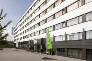 Holiday Inn Munich - Leuchtenbergring, an IHG Hotel, Мюнхен