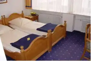 Hotel Garni Leineweber, Оберхаузен
