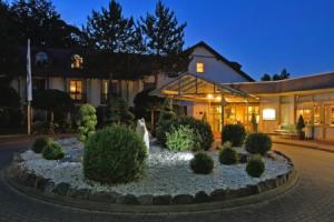 Landhotel Schnuck, Шнефердинген