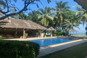 The Memory - 4 Bedrooms Beachfront Pool Villa, Пуктиан