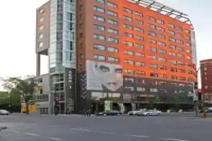 Hotel Zero 1 Montreal, Монреаль