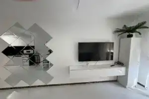 Apartament Finlandia, Торревьеха