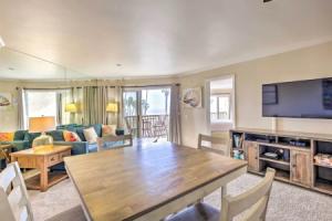 Oceanfront San Diego Condo - Walk to Pacific Beach, Сан-Диего