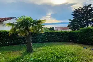 Rudy Holiday Home, Нживице