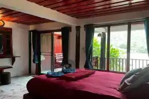 Отель «Mai Pen Rai Bungalows», Хин Конг