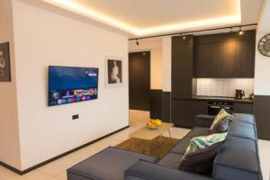 Family 2 bedroom apartment near Most City, Днепропетровск